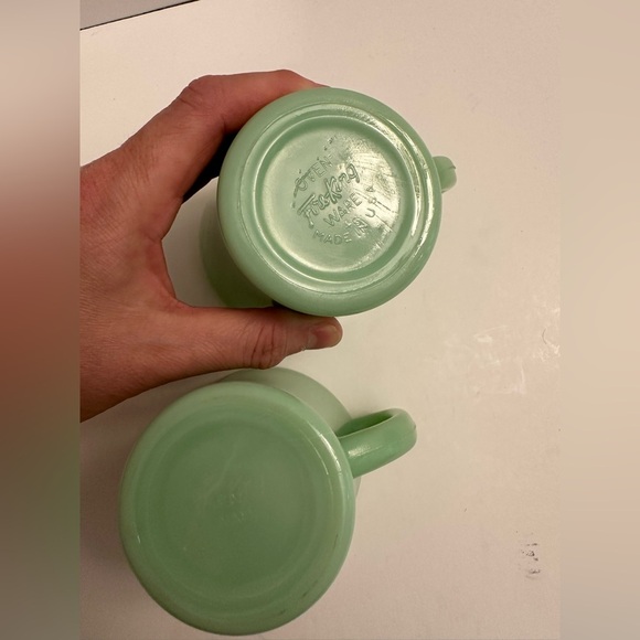 Vintage Fire King Jadeite D-Handle Coffee Mugs 2 Pieces - Picture 9 of 11